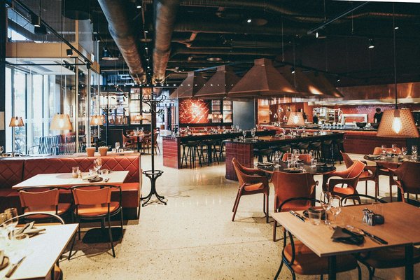Comment les entreprises de restauration rapide peuvent-elles se conformer aux réglementations sur la nutrition ?