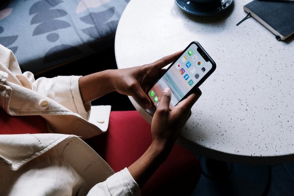 Formation réseaux sociaux : boostez votre croissance en ligne